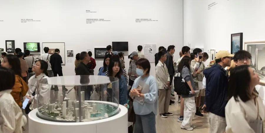 如何申请皇冠信用網
_口碑爆棚!观众打飞的乘高铁涌向上海如何申请皇冠信用網
,从早到晚排长队!沪上新顶流创纪录