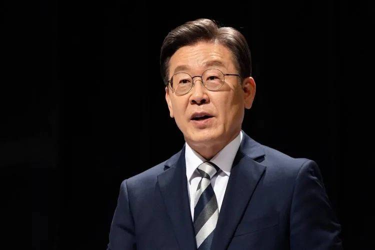 皇冠信用网最高占成
_194比3皇冠信用网最高占成
,弹劾案高票通过,李在明大获全胜,尹锡悦的苦日子要来了