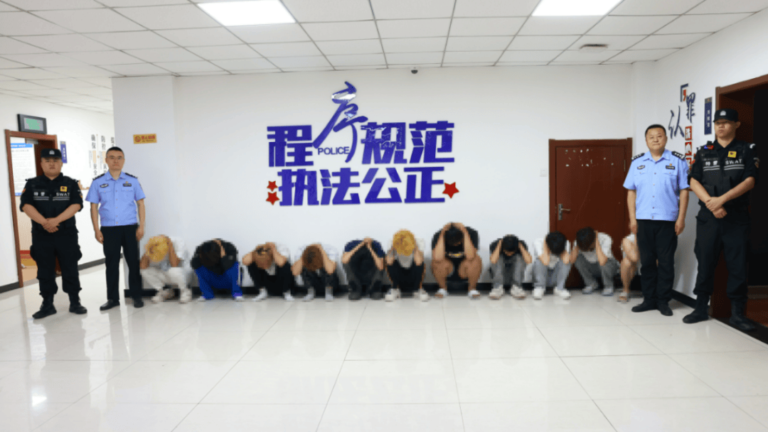 皇冠信用网在线申请_加油站内砸车打人皇冠信用网在线申请,23名嫌疑人被临沂警方抓获