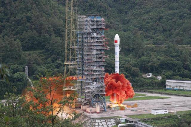 信用网怎么开户_卫星过顶中国西北信用网怎么开户,拍下不寻常一幕,解放军的意思,美军看明白了
