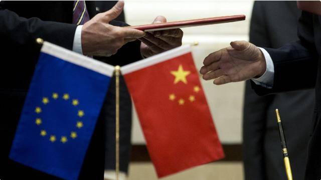 皇冠信用網会员_比美国还大胆?30%关税将至皇冠信用網会员,欧盟对特朗普低头,反向中国下命令
