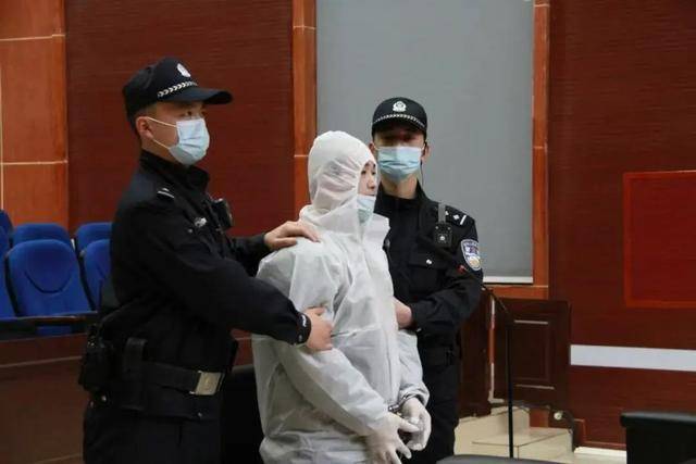 意大利甲组联赛
_从窗户闯入意大利甲组联赛
,严重暴力强奸两幼童(4岁、6岁),蒋某亮死刑